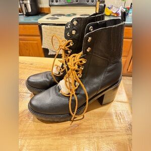 Marc Jacob’s boots W10 new condition